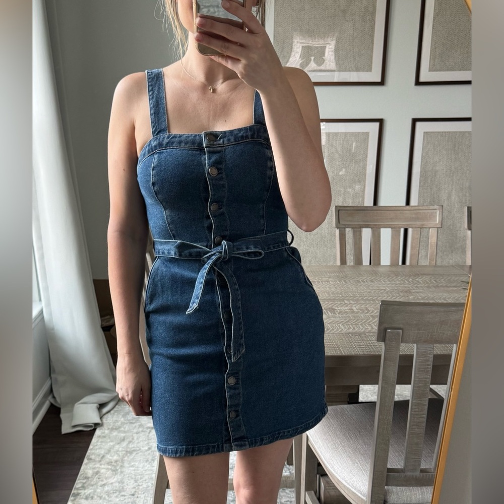 Hollister Medium Color Denim Button-Down Adjustable Strap Dress With Belt - Picture 9 of 16